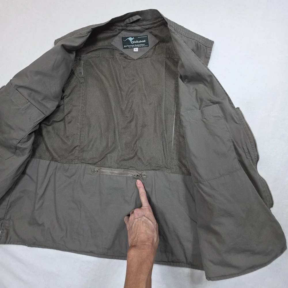 Walkabout Khaki Safari Outback Vest-18 Pocket Hunting/Travel‎ Vest Size XL